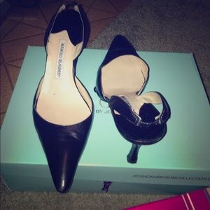 Manolo Blahnik mules w back strap*used broken strap can be fixed